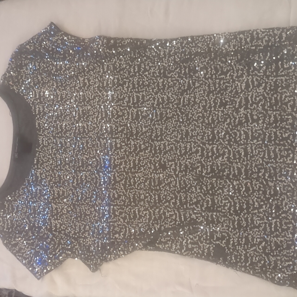 Inc. sequin T-shirt sz L,gray, holiday